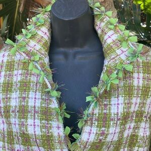 Anthracite plaid, tweed, fringe bow, trimmed a ladylike jacket